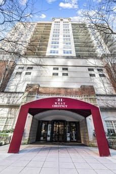 21 W Chestnut St Apt 1403
