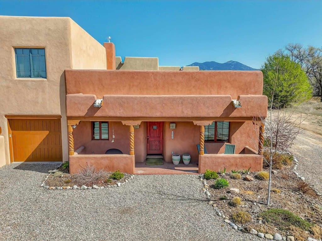 209 Tewa St Unit B, Taos
