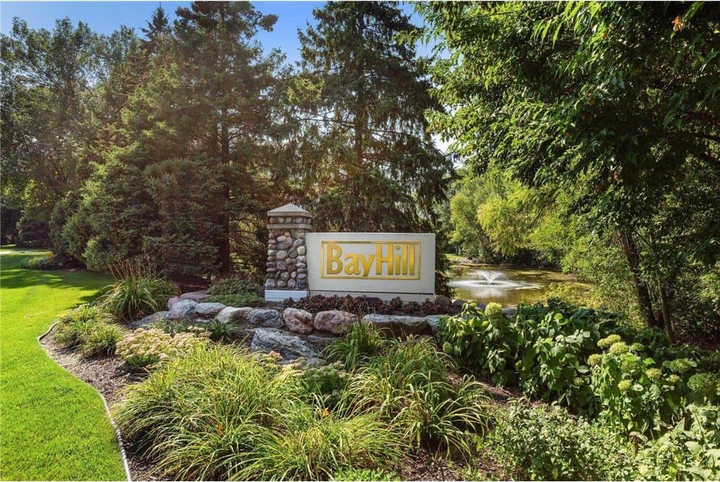 11472 Fairfield Rd W Unit 302, Minnetonka