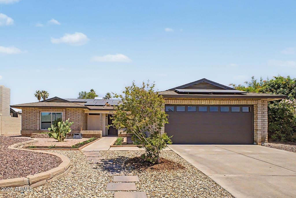 814 E Chilton Dr, Tempe