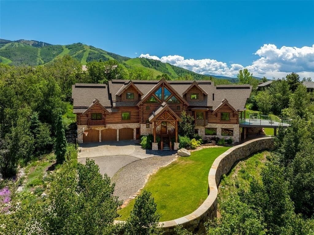 1910 Clubhouse Dr, Steamboat Springs