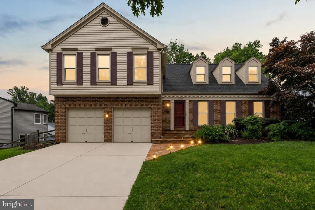 1119 Halesworth Dr