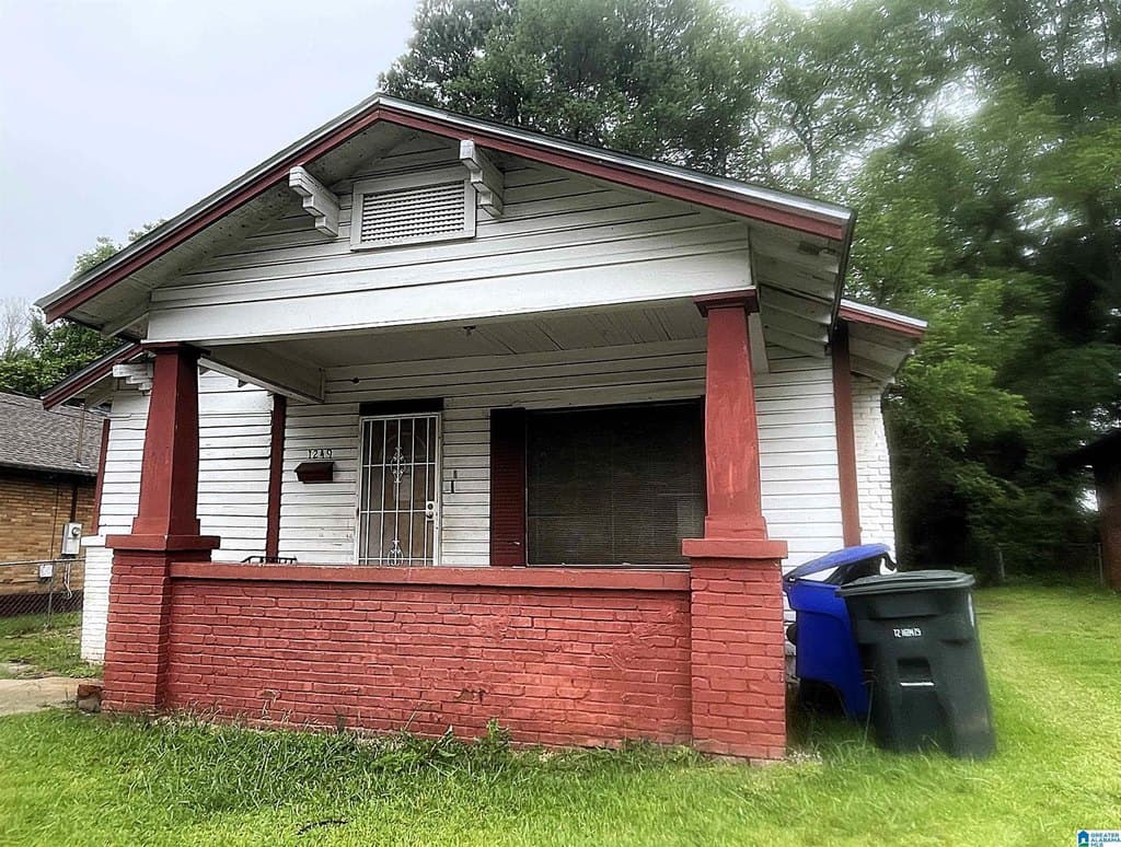 1249 14th Pl SW