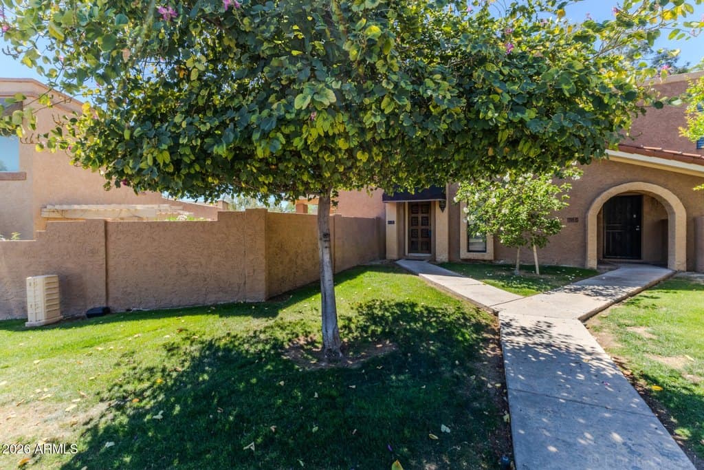 736 E North Ln Unit 3