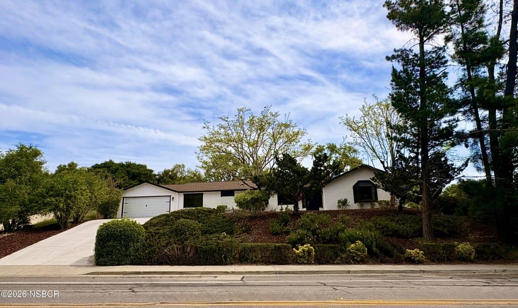 1995 Viborg Rd, Solvang