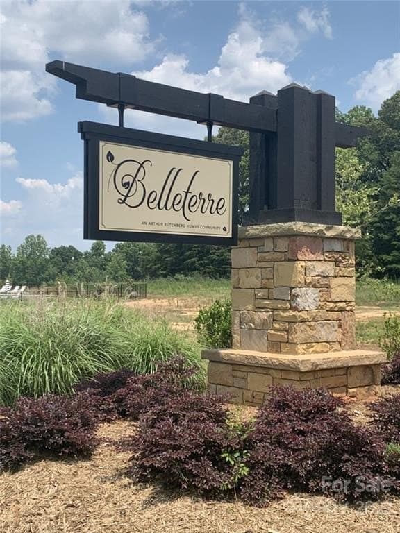 10241 Laurier Ln Unit 11, Huntersville