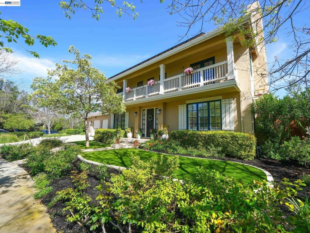 10507 Manzanita Ct, Cupertino