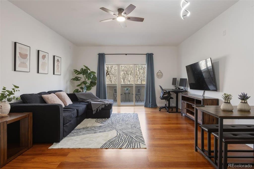 722 Washington Ave Apt 306, Golden