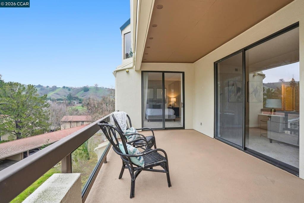 1221 Avenida Sevilla Apt 1B, Walnut Creek