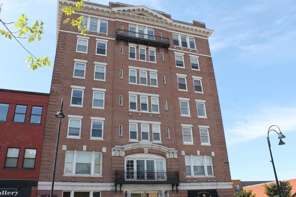 131 Main St Apt 509, Burlington