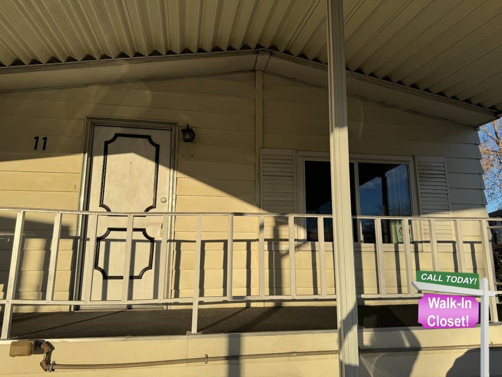 675 Parlanti Ln Spc 11, Sparks