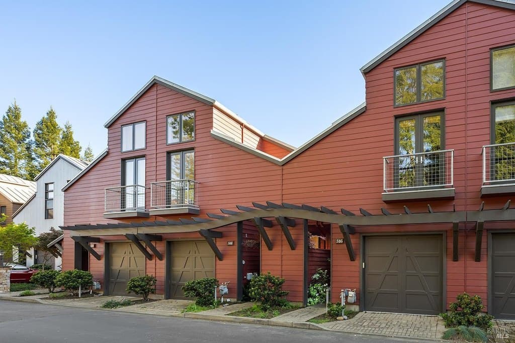 516 Grove St, Healdsburg