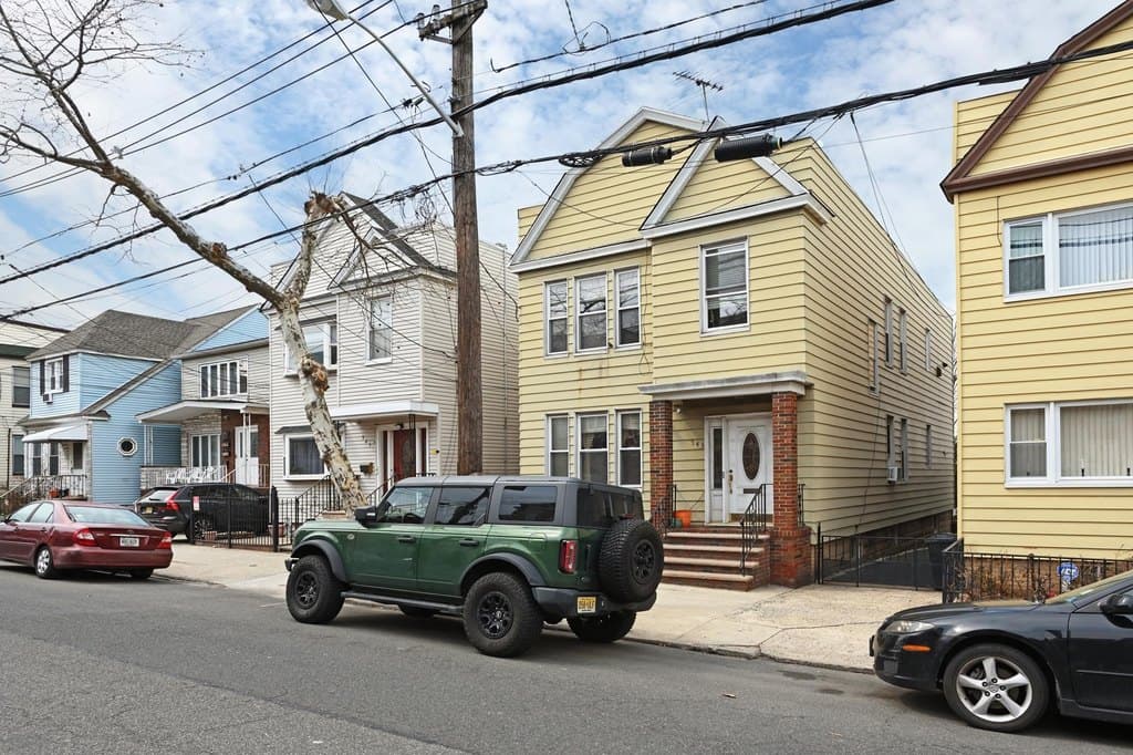 543 Liberty Ave, Jersey City