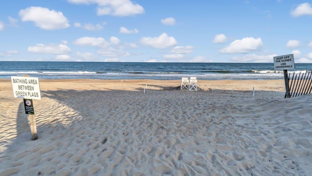 18 Shore Rd, Montauk