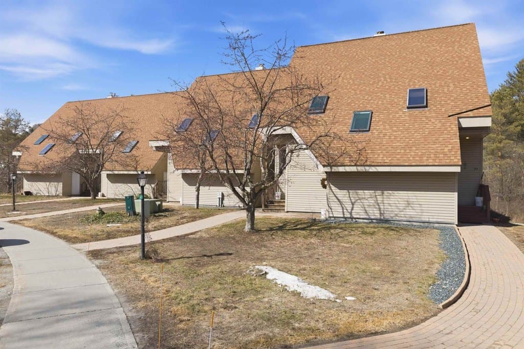 42 Heritage Condo Way Unit 23D, Woodstock