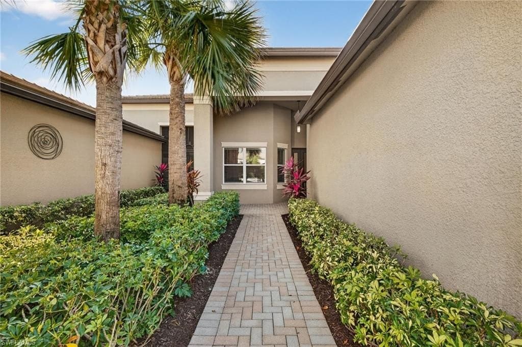 28532 Lobos Cir, Bonita Springs
