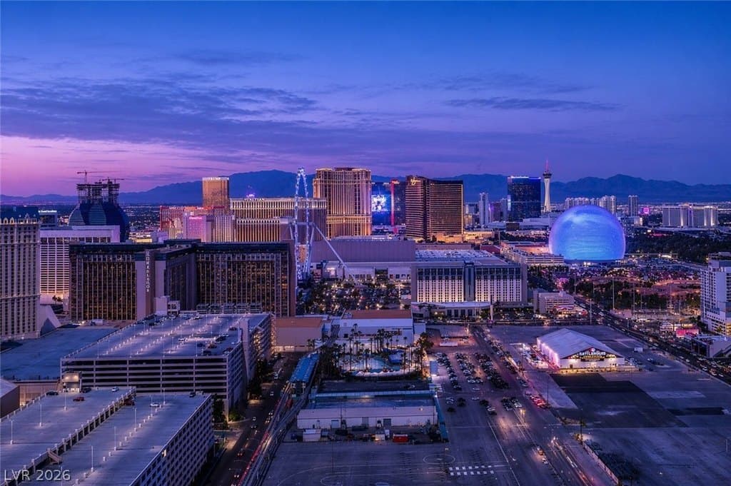 125 E Harmon Ave Unit 3707, Las Vegas