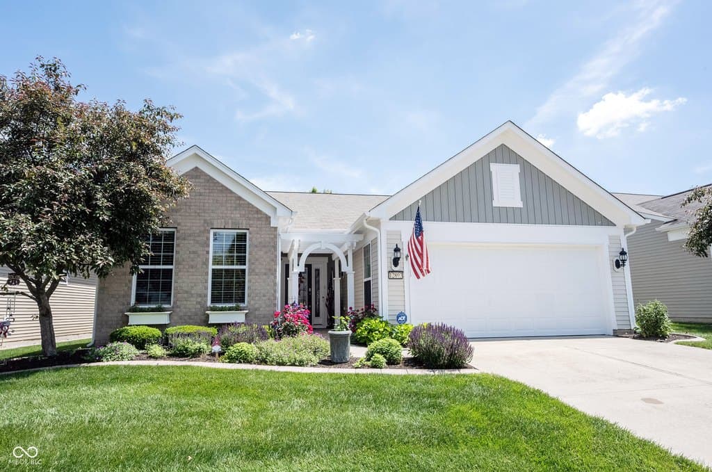 12893 Mondavi Dr, Fishers
