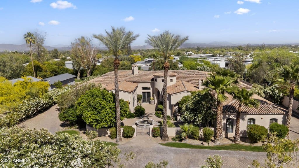 5615 N Invergordon Rd, Paradise Valley