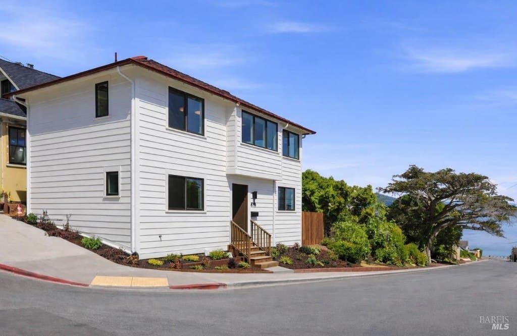 416 Richardson St, Sausalito