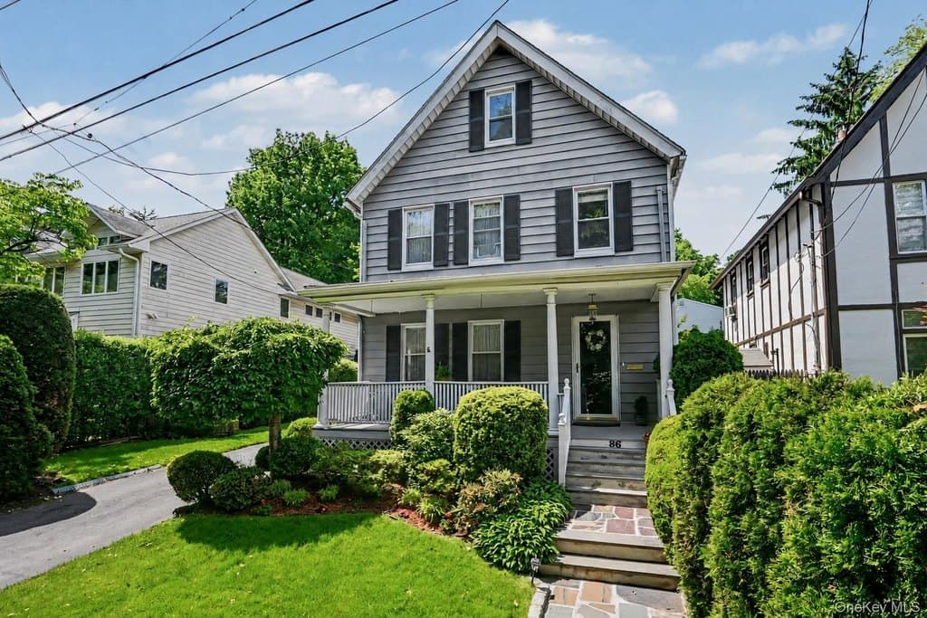 86 Lenox Ave, Bronxville