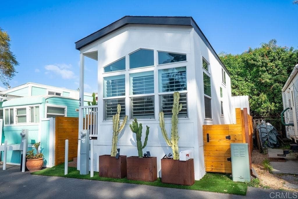 523 N Vulcan Ave Spc 43, Encinitas