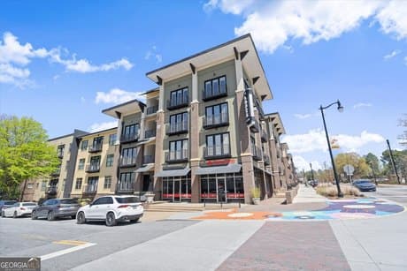 5300 Peachtree Rd Unit 501