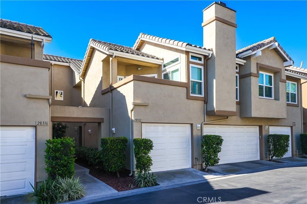 28312 Pueblo Dr, Lake Forest