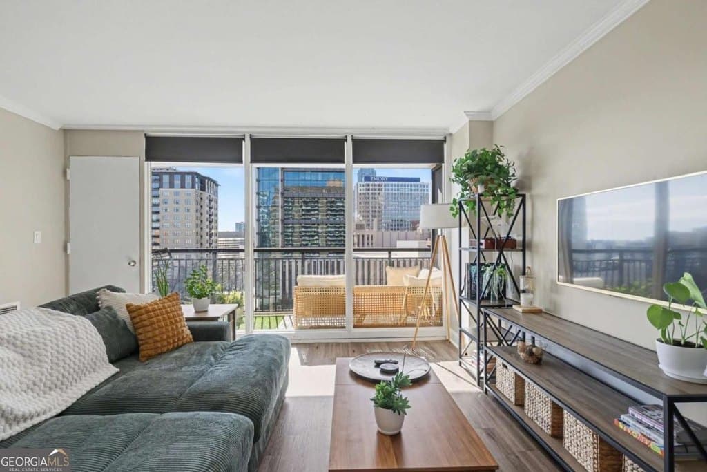 620 Peachtree St NE Apt 908