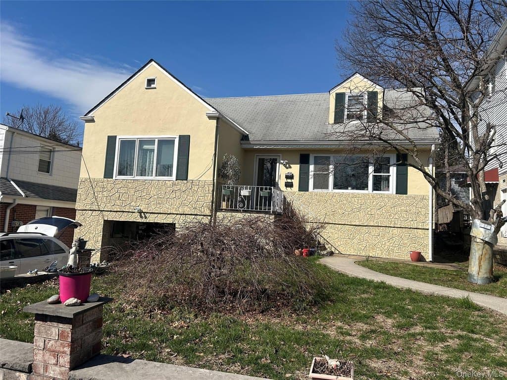 57 Woodruff Ave, Bronxville