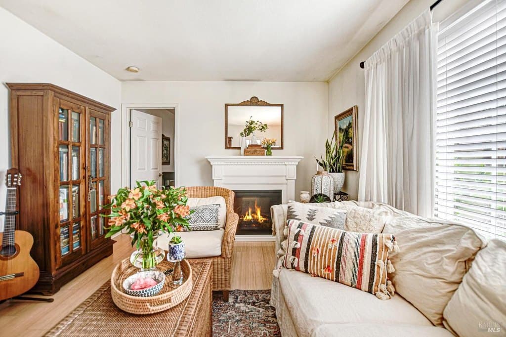 1574 Yardley St, Santa Rosa