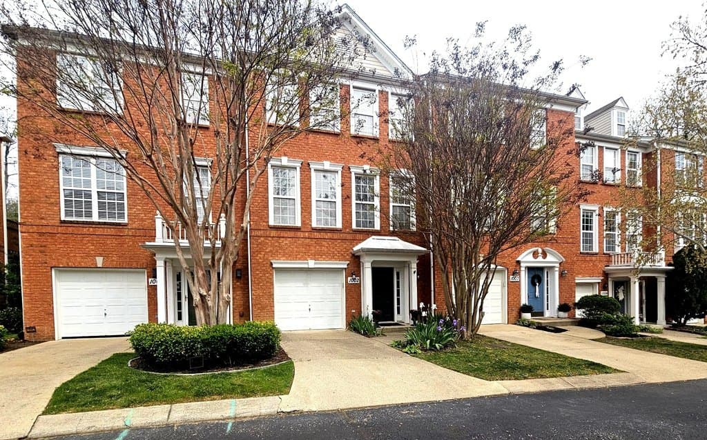 7252 Highway 70 S Apt 1002, Nashville