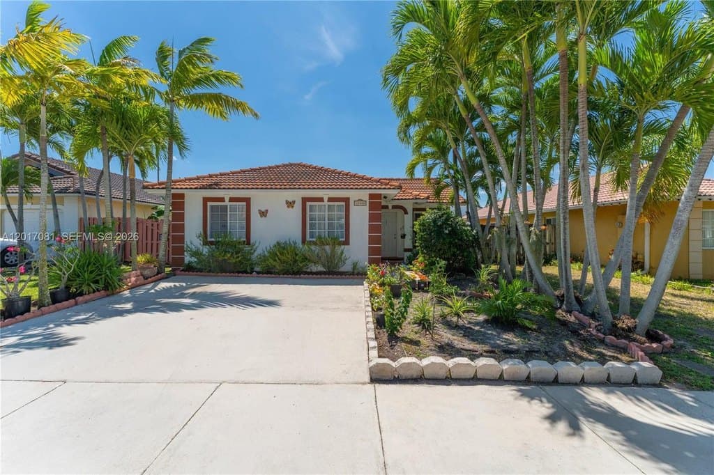 18300 SW 143rd Ct