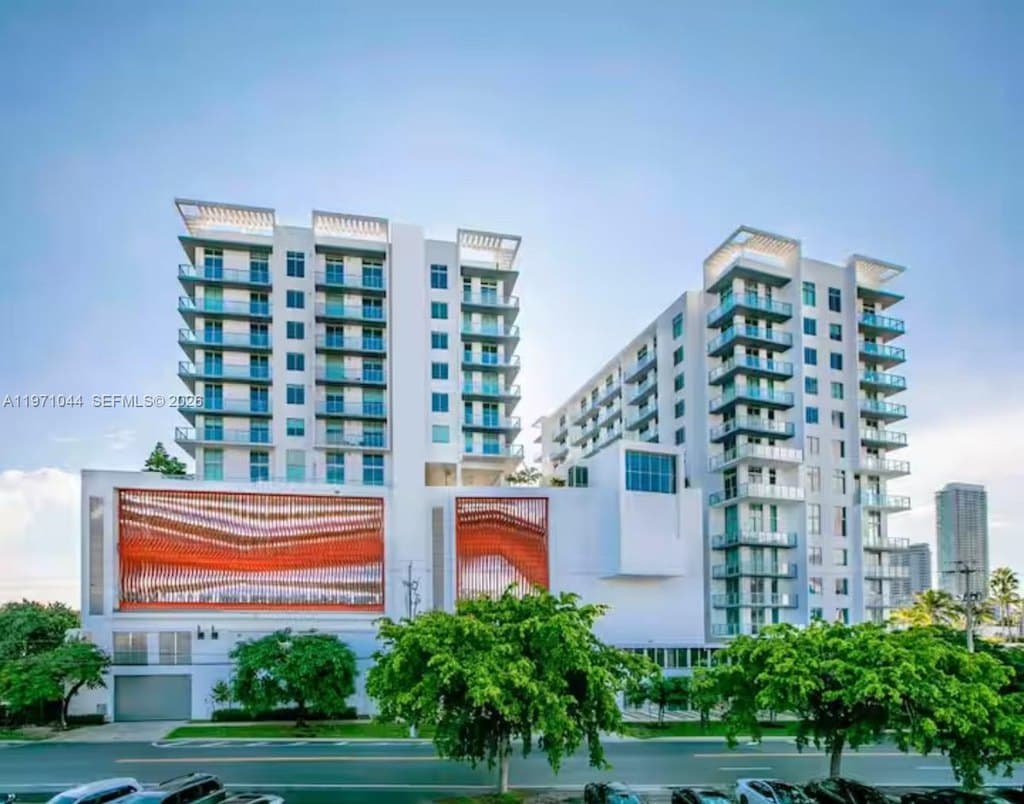 3900 Biscayne Blvd Unit S402