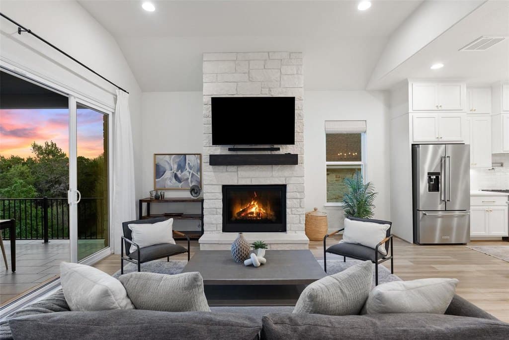 739 Rawson Bnd, Lakeway