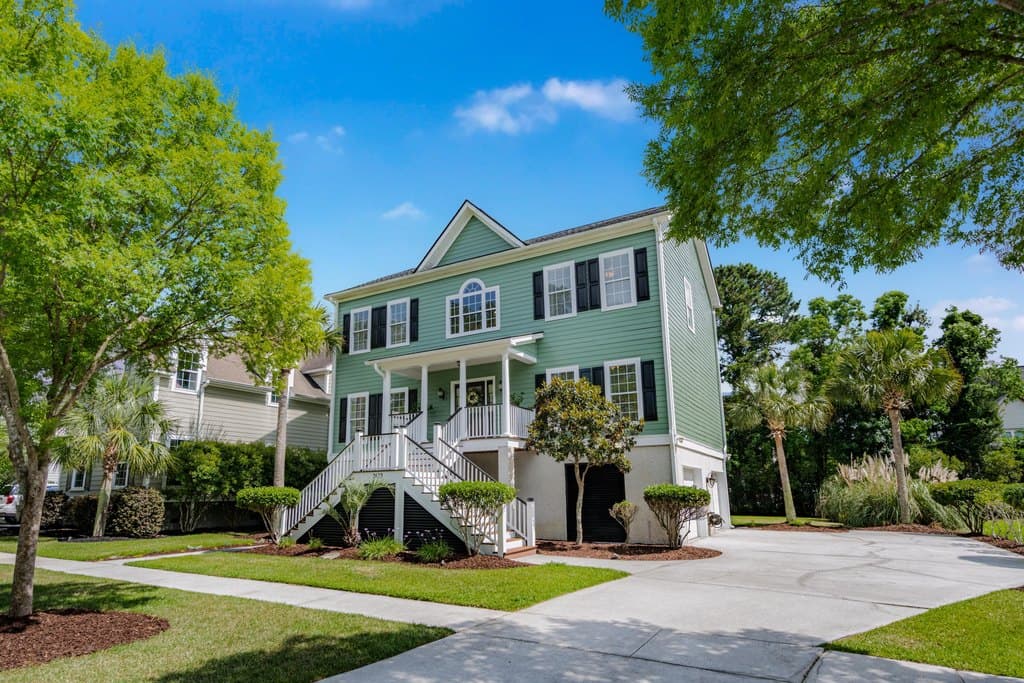 2623 River Bluff Ln, Mount Pleasant