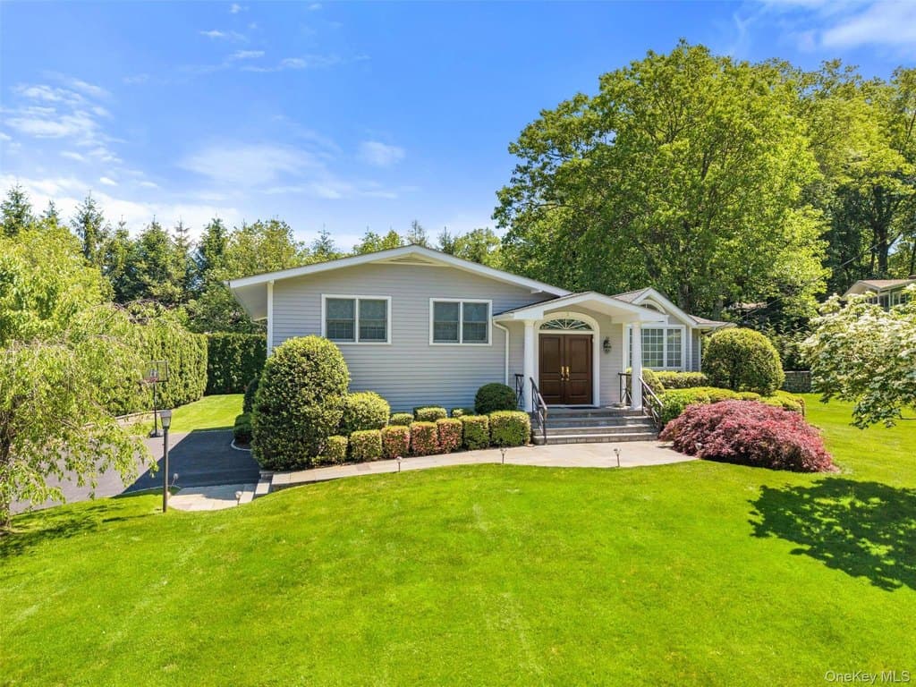 3 Warnke Ln, Scarsdale