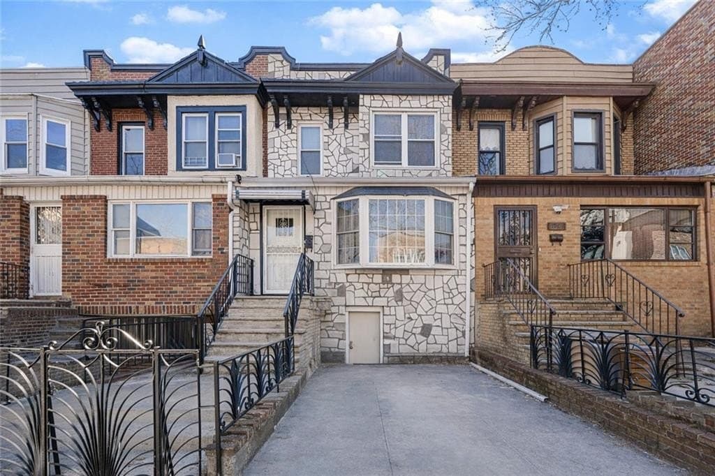 1942 61st St, Brooklyn