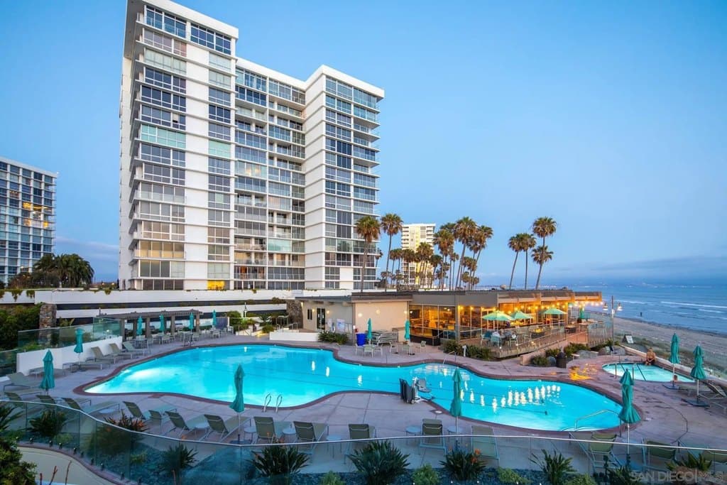 1760 Avenida Del Mundo Unit 801, Coronado