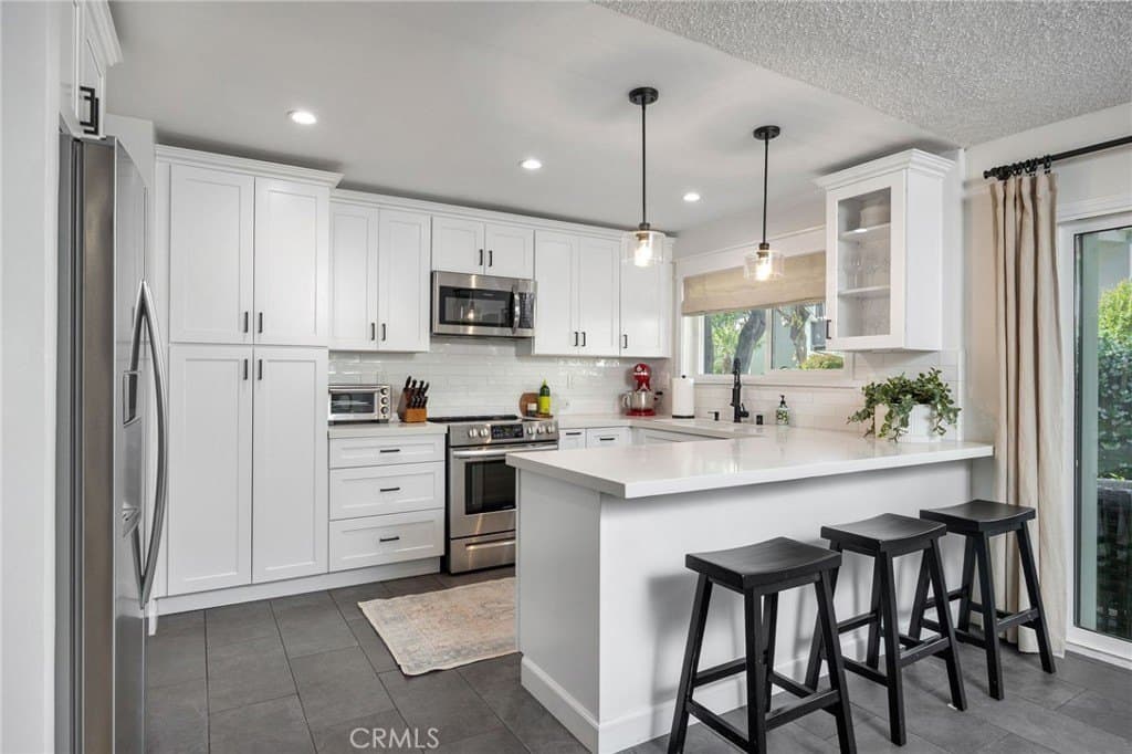 5140 E Atherton St Apt 9, Long Beach