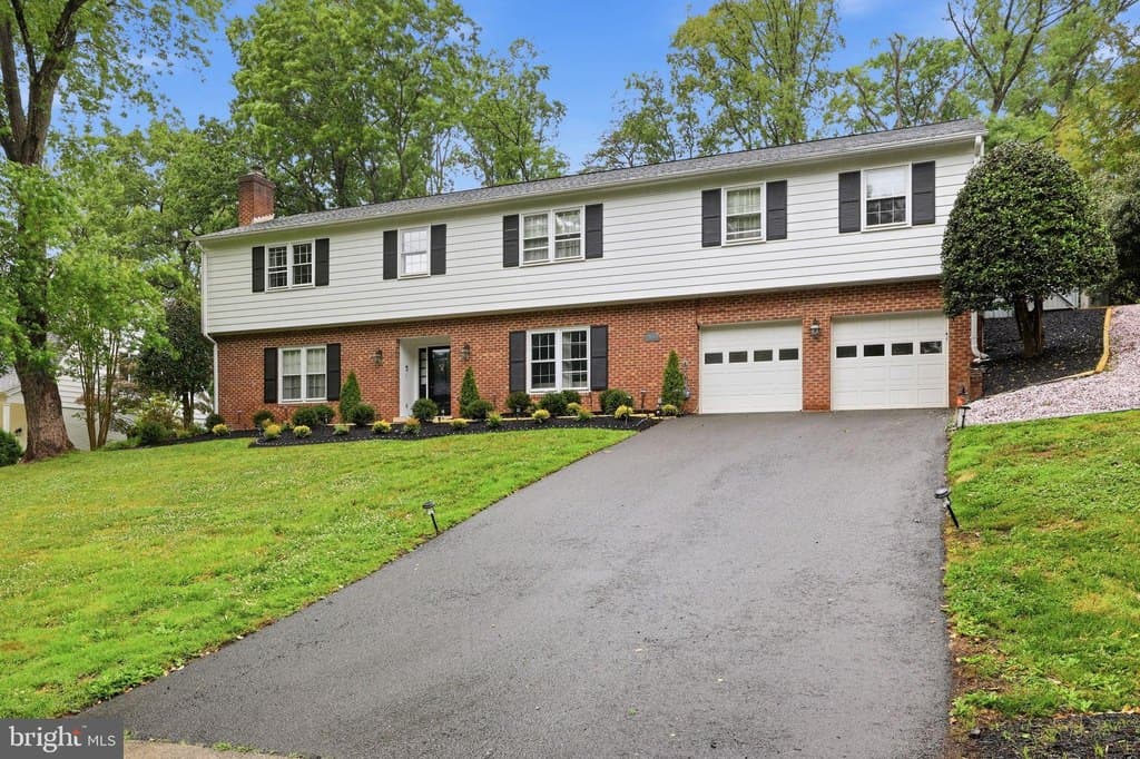 1718 Hollinwood Dr