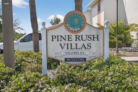 657 99th Ave N Apt 202