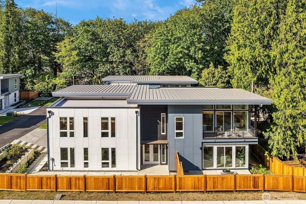 3983 162nd Pl SE, Bellevue