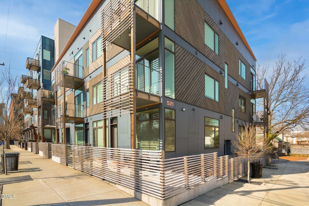 521 N Mangum St Apt 16, Durham