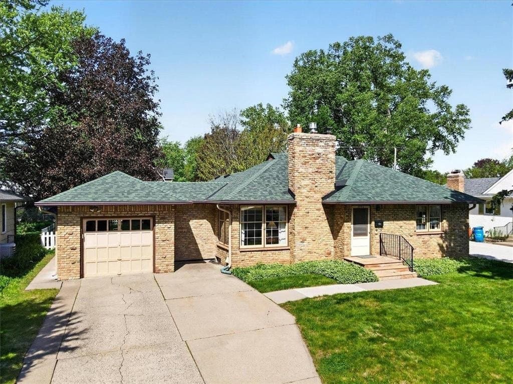 3532 Stinson Blvd, Minneapolis