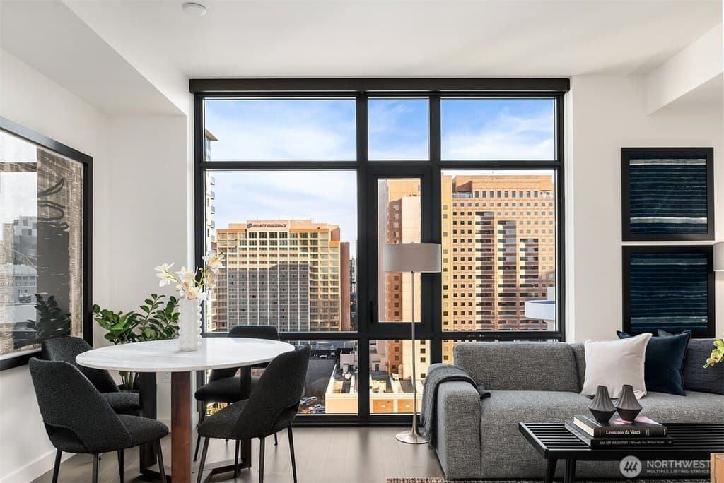 889 Avenue Sq NE Unit 708, Bellevue