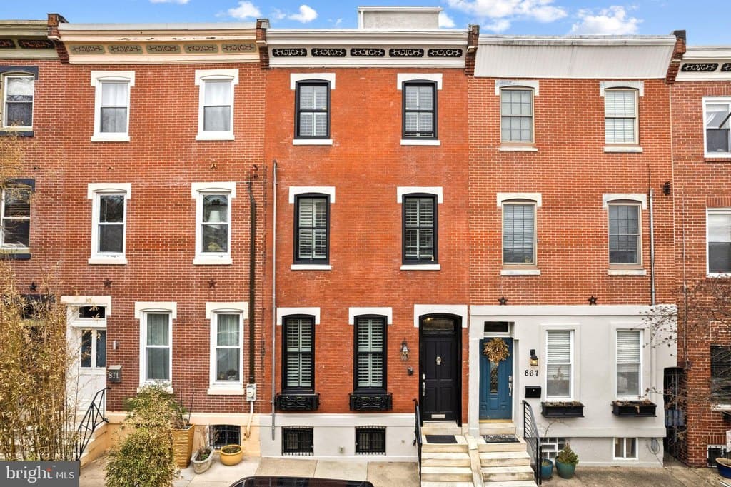 869 N 27th St, Philadelphia