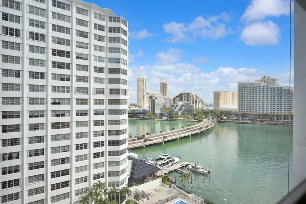 905 Brickell Bay Dr Apt 1121