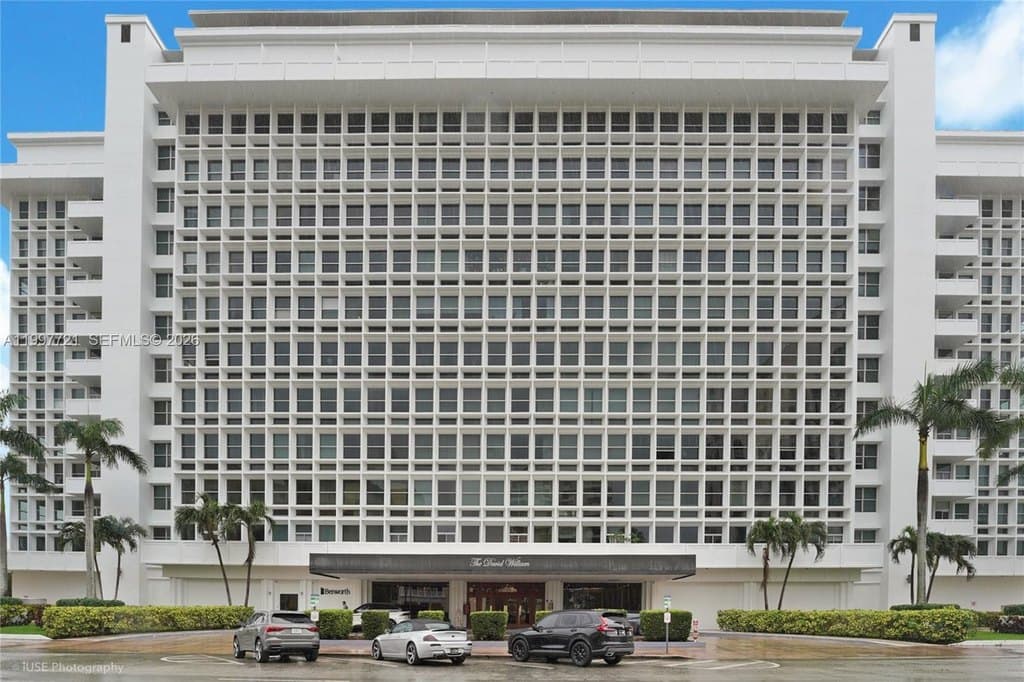 700 Biltmore Way Apt 909, Coral Gables