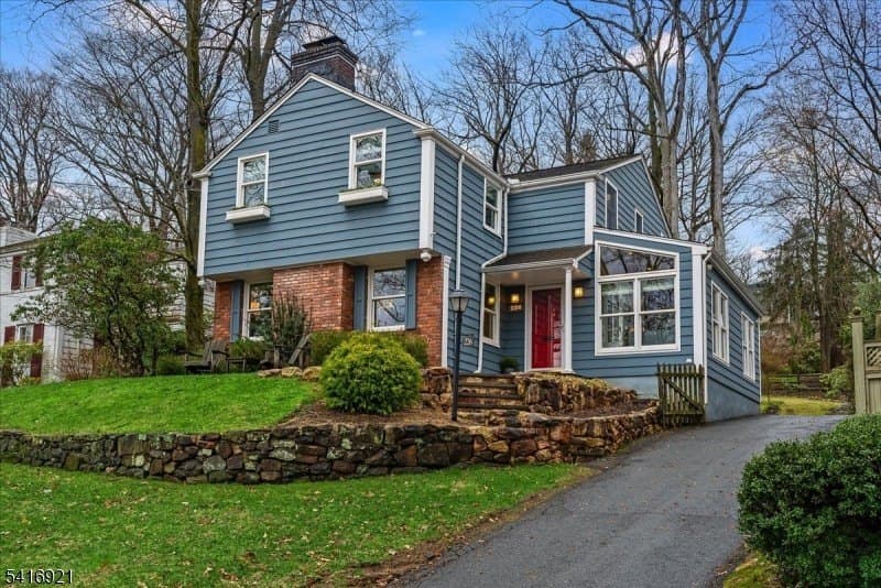 226 Mountain Ave, Summit